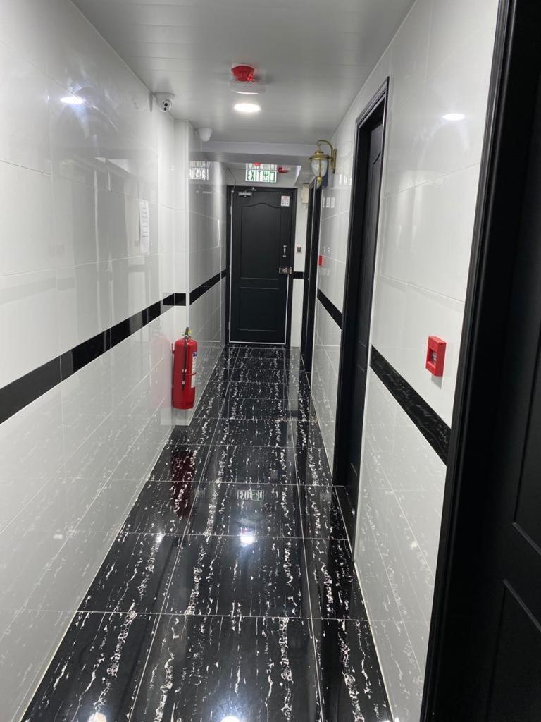 Day And Night Hostel Block D 10Th Floor Hongkong Exteriér fotografie